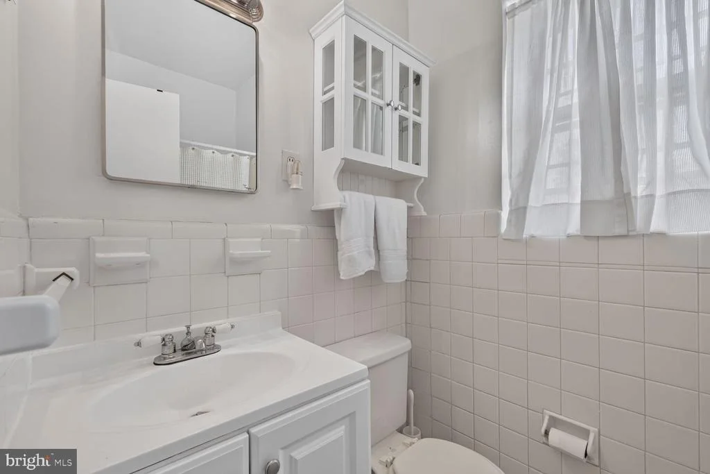 Photo of Unit 201 at 115 E SE