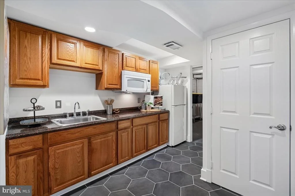 Photo of 9817 CHERRY TREE LANE