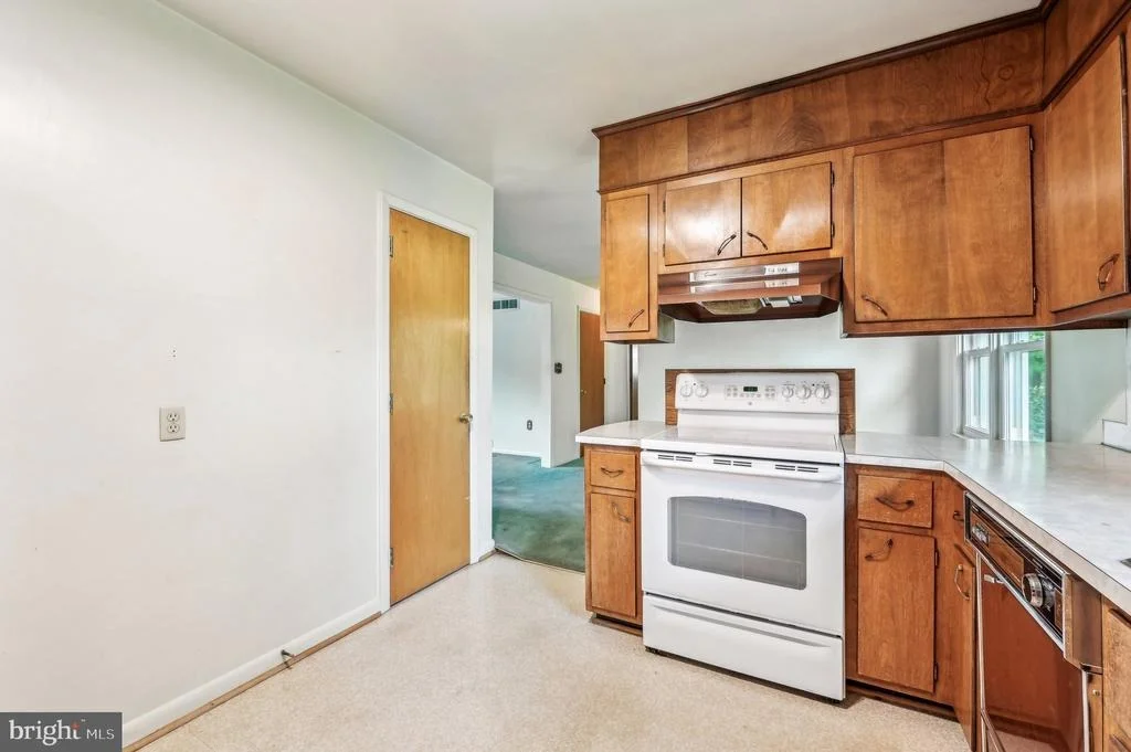 Photo of 707 MIDWAY DRIVE