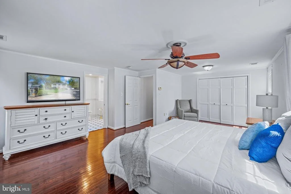 Photo of 6 STARLIGHT COURT