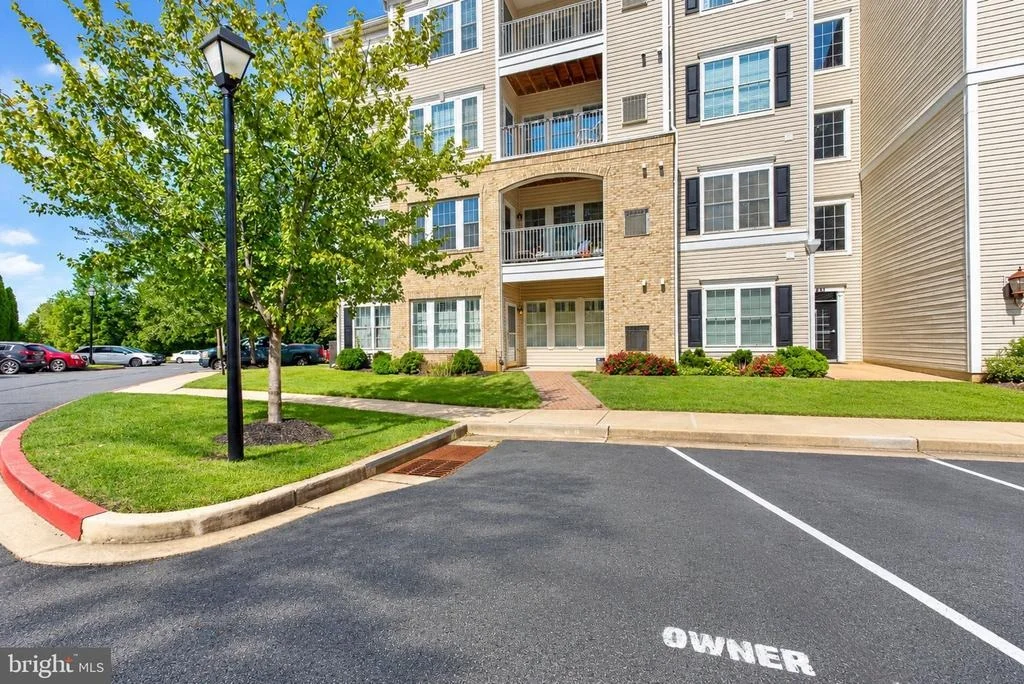 Photo of Unit C at 1401 JOPPA FOREST DRIVE