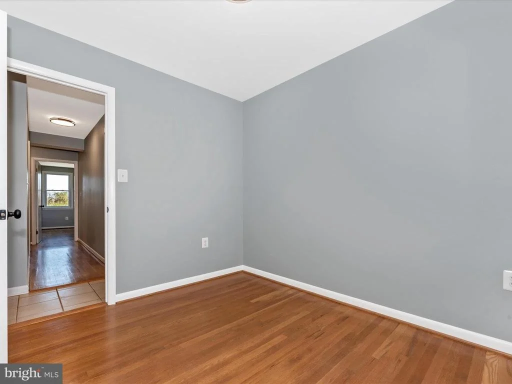 Photo of 15224 GANLEY ROAD