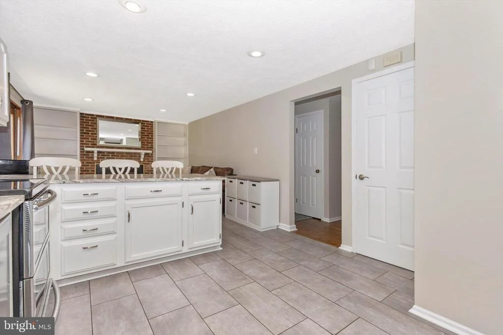 Photo of 1101 WINDMILL LANE