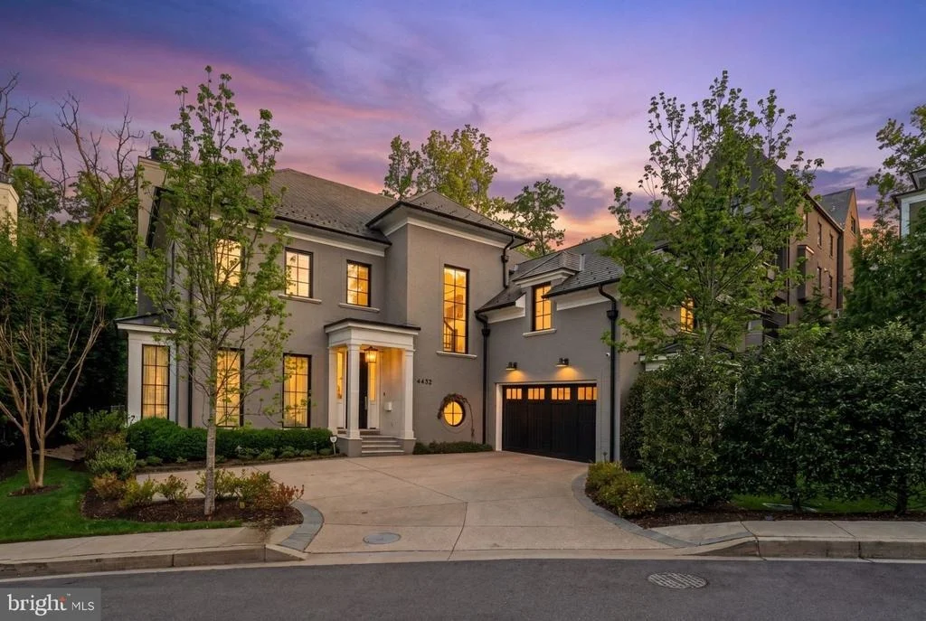 Photo of 4432 CHESTNUT LANE NW