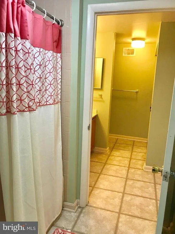 Photo of Unit 31C at 3629 GLEN EAGLES DRIVE