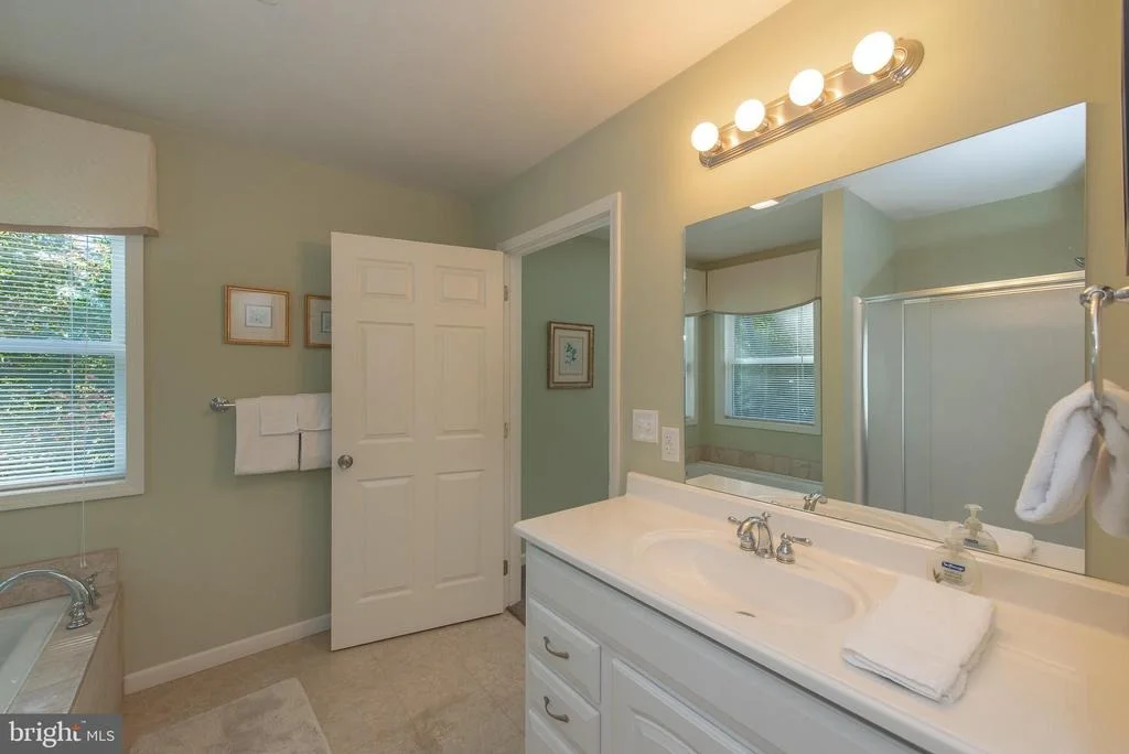 Photo of 4 WILSON CIRCLE
