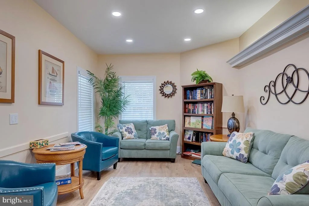 Photo of 33279 HARBOR REACH DRIVE