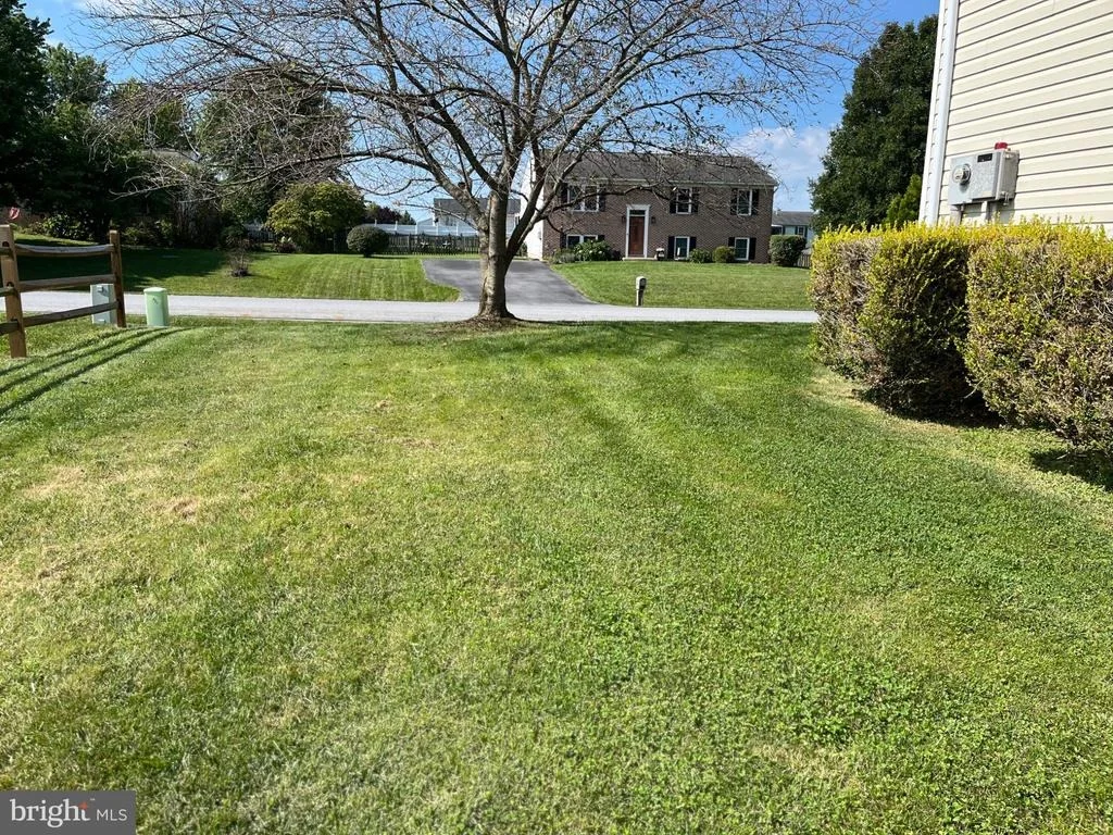 Photo of 15932 HIBISCUS DRIVE