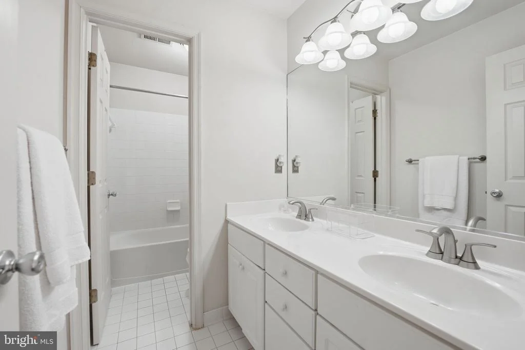 Photo of 7864 MEADOWGATE DRIVE