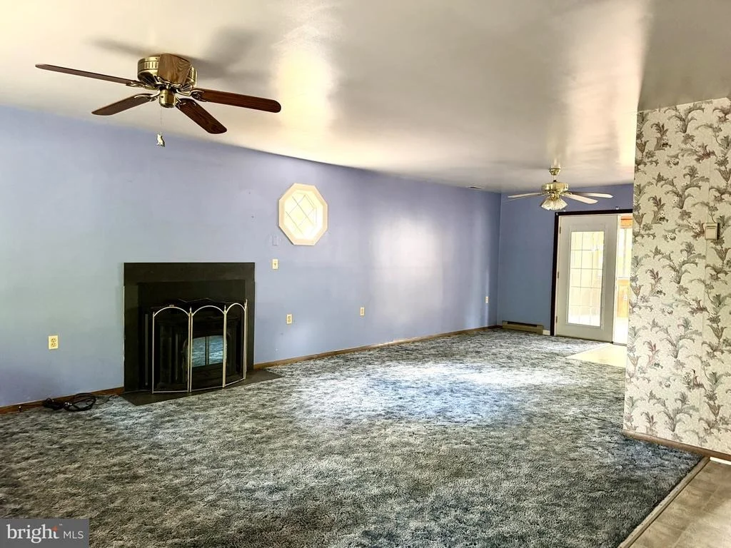 Photo of 25910 FOX GRAPE ROAD