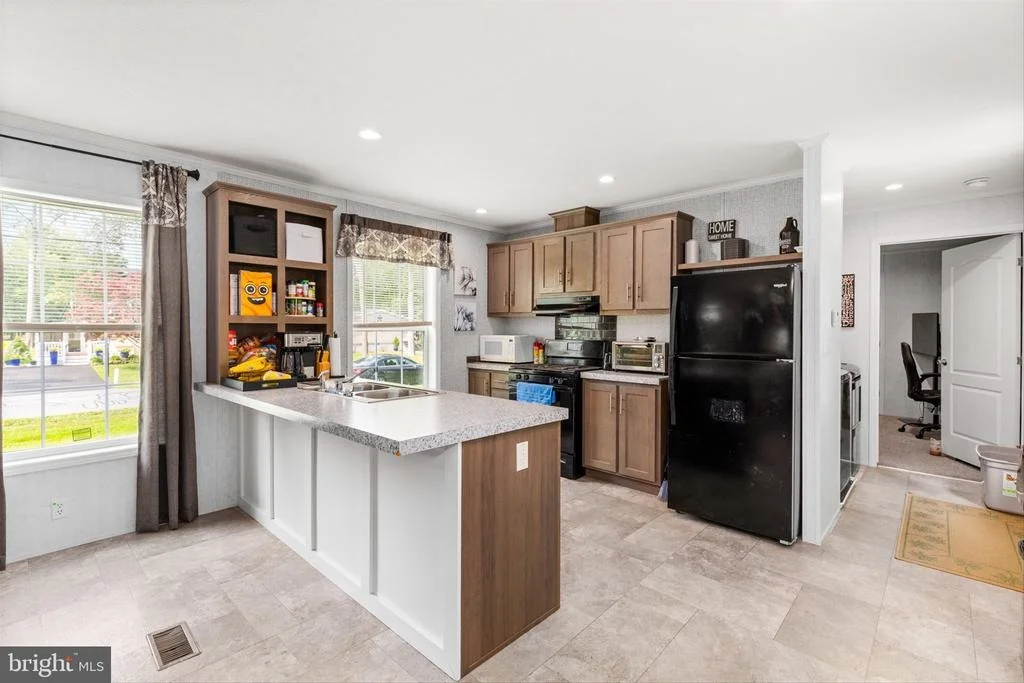 Photo of 37211 FLORIDA DRIVE