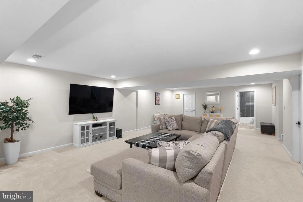 Photo of 9506 MERRIMONT TRACE CIRCLE