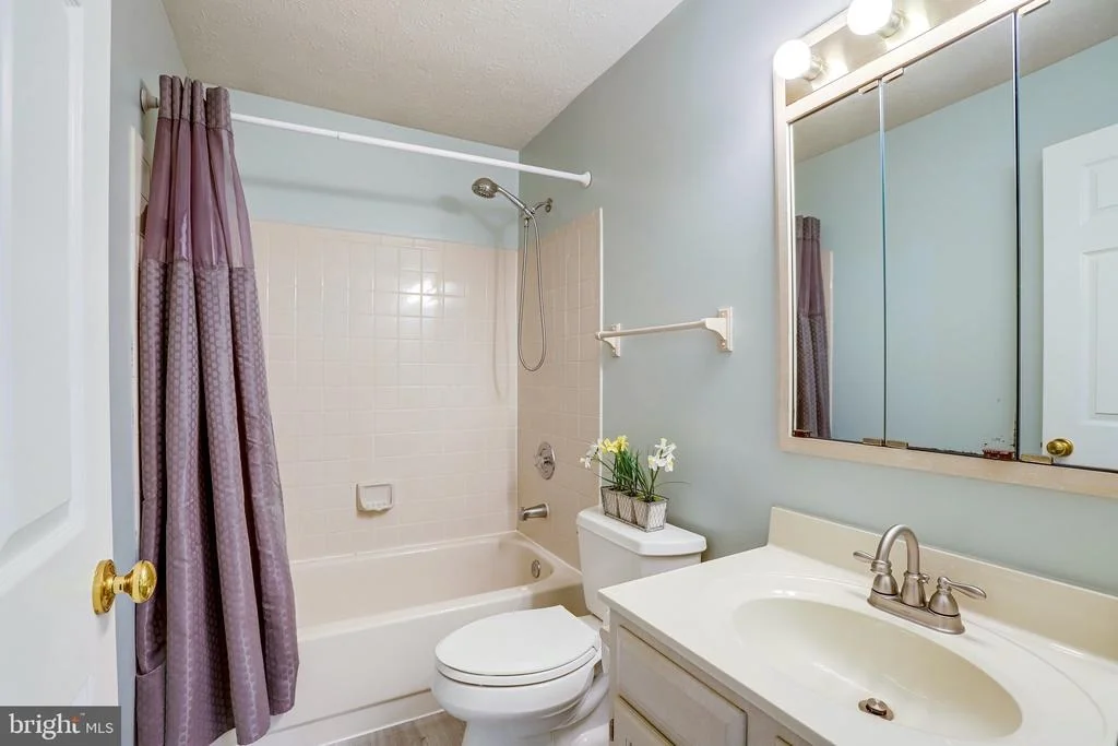 Photo of 7619 CROYDON PLACE