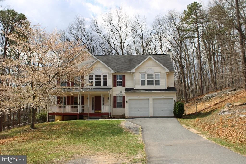 Photo of 1105 HENRY DRIVE