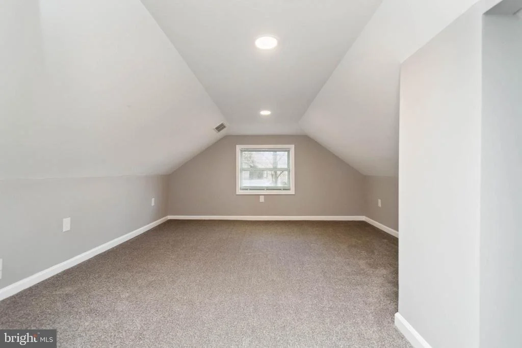 Photo of 51 BROADSHIP ROAD