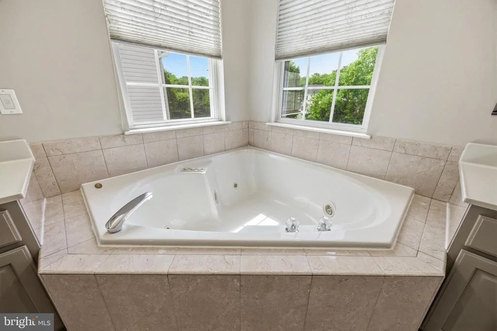 Photo of 2416 VALLEY BROOK LANE