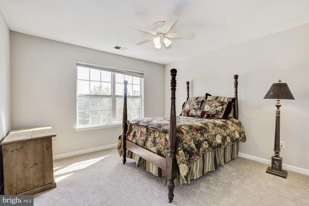 Photo of 4834 BROOM DRIVE