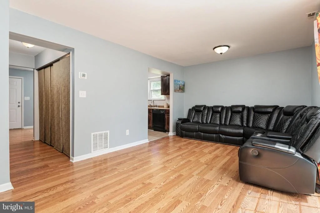Photo of 1734 RIDGELY ROAD