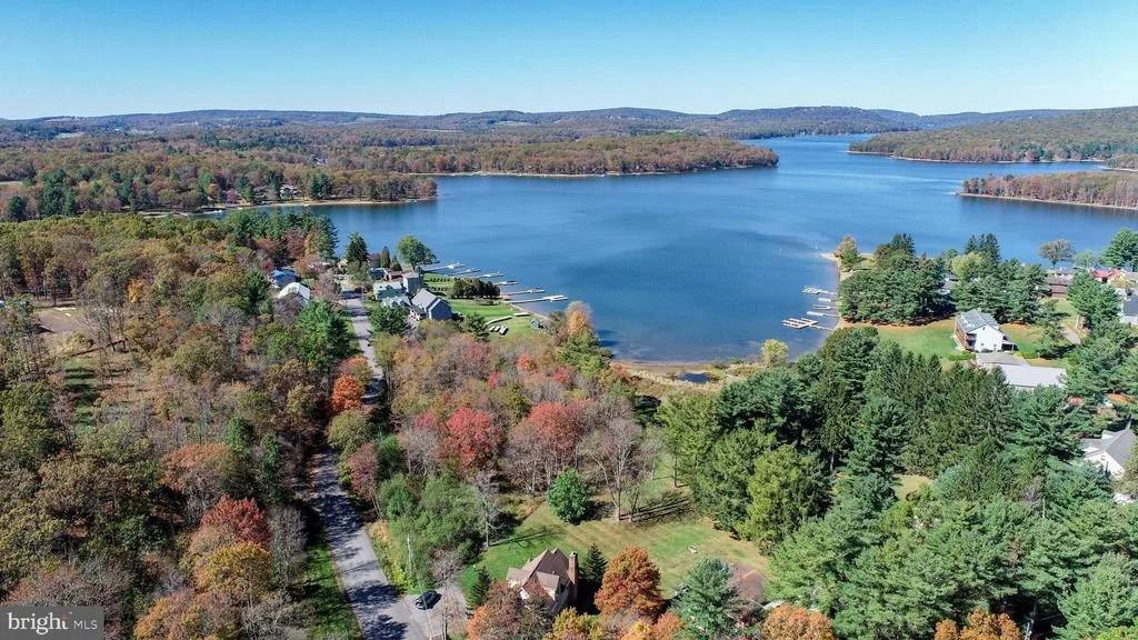 Photo of 32 HAZELHURST LANE