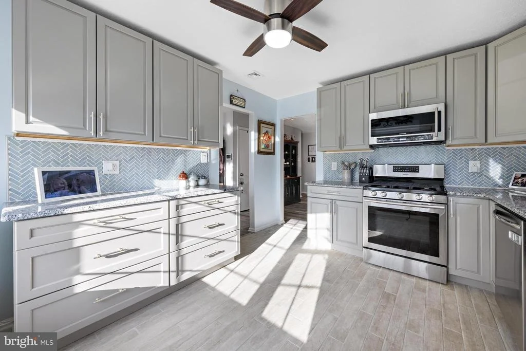 Photo of 256 VALLEY FORGE DRIVE