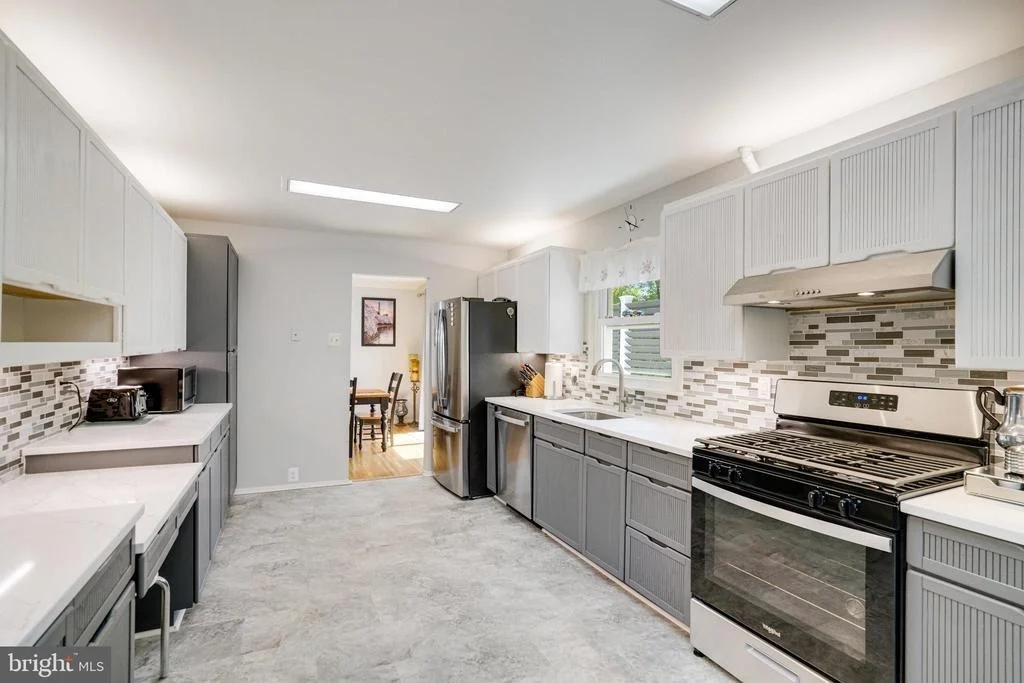 Photo of 5101 AMPTHILL DRIVE