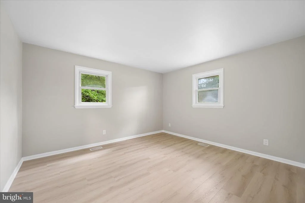 Photo of 7052 LINGANORE ROAD