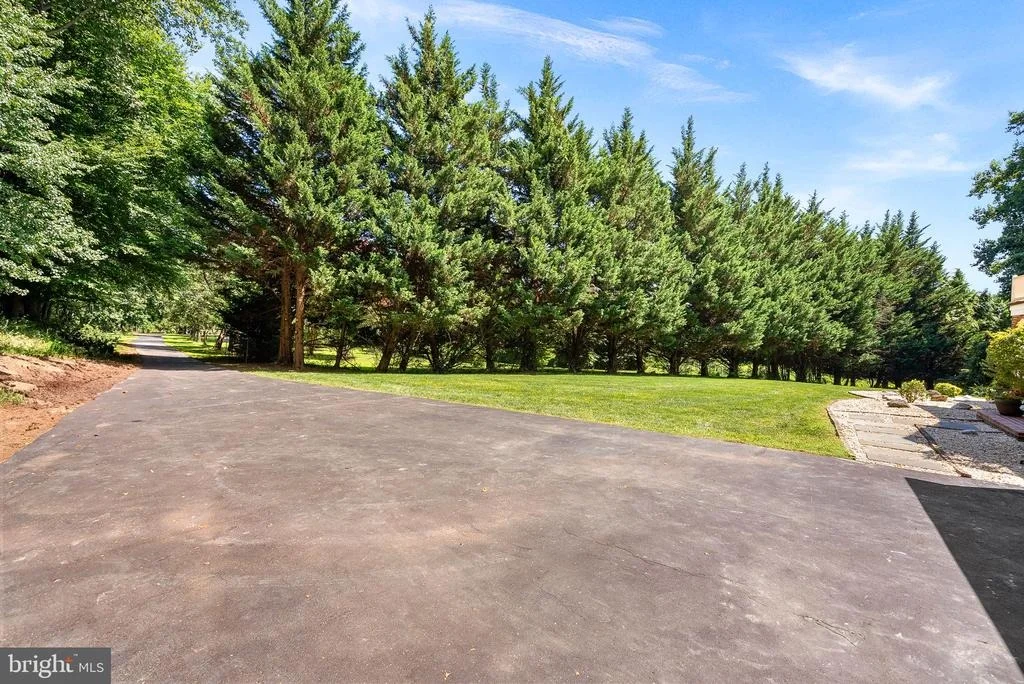Photo of 16524 COPPERSTRIP LANE