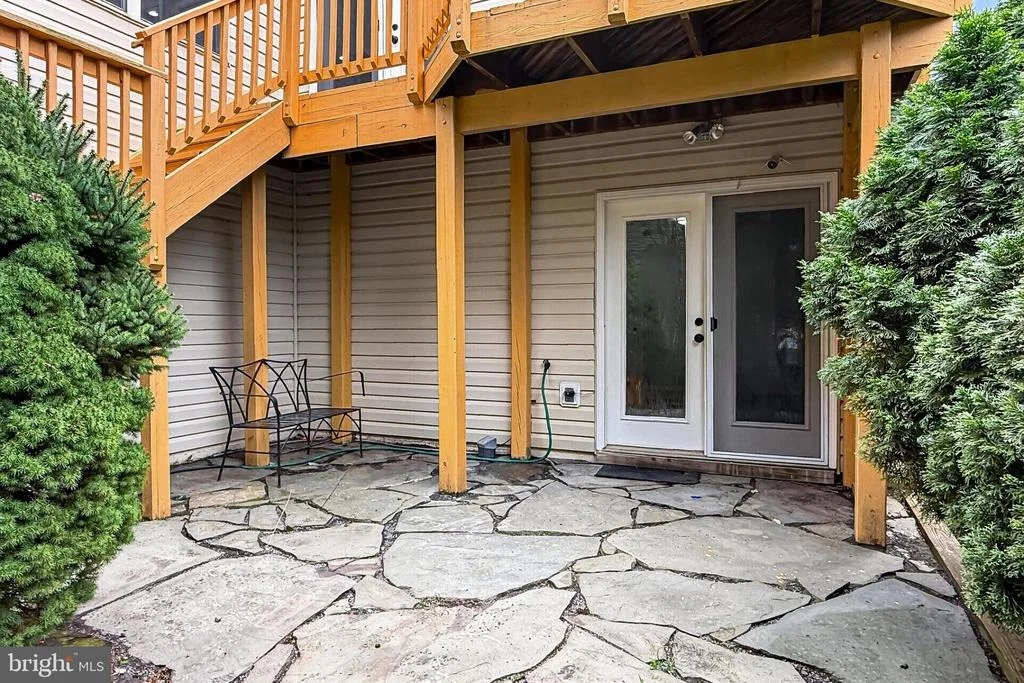 Photo of 8928 GARDEN GATE DRIVE