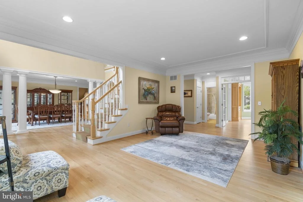 Photo of 370 EAGLE HILL ROAD