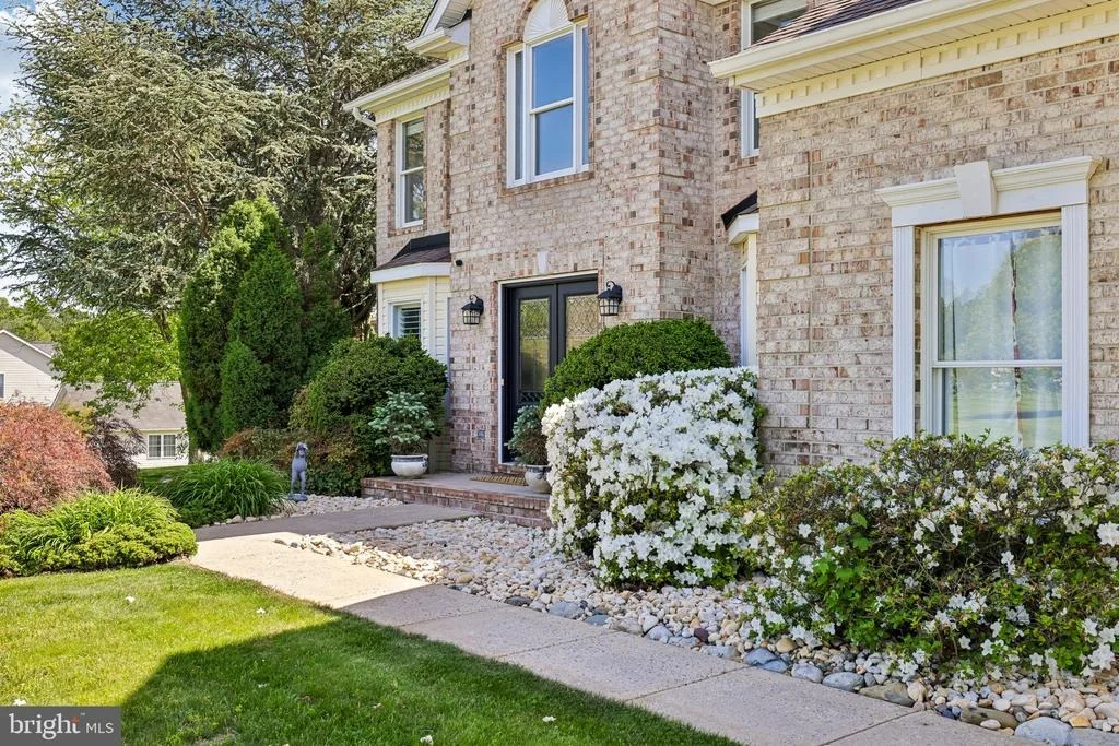 Photo of 3993 WINDERMERE WAY