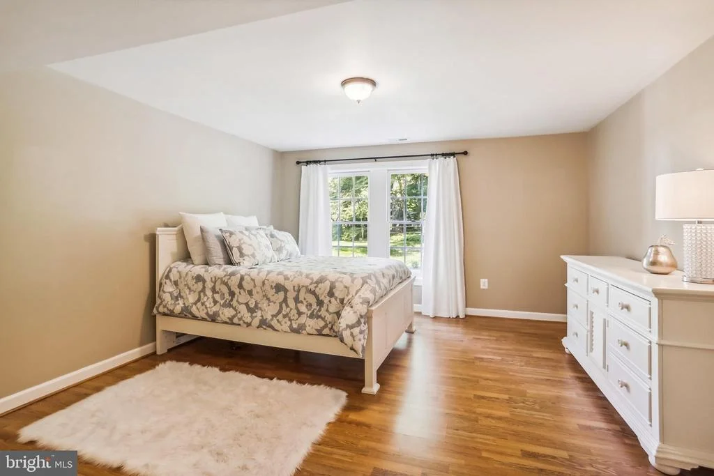 Photo of 4412 WINDING OAK DRIVE