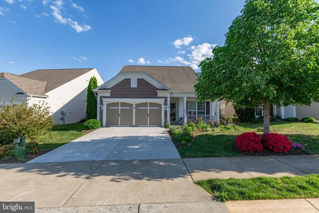 Photo of 6 WHALEBACK LANE
