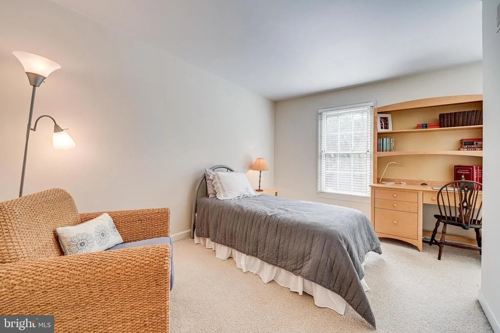 Photo of 9728 HIDDEN VALLEY ROAD