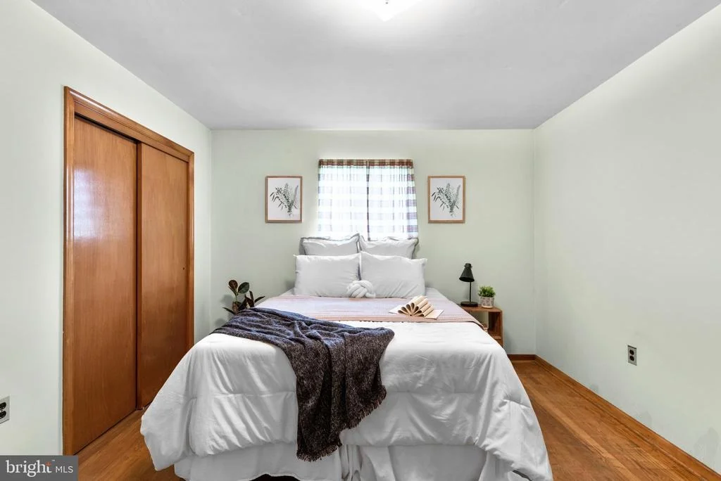 Photo of 7517 RACE ROAD