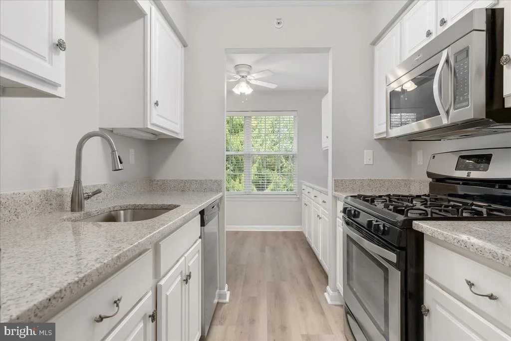 Photo of Unit 3C at 3810 NORMANDY DRIVE