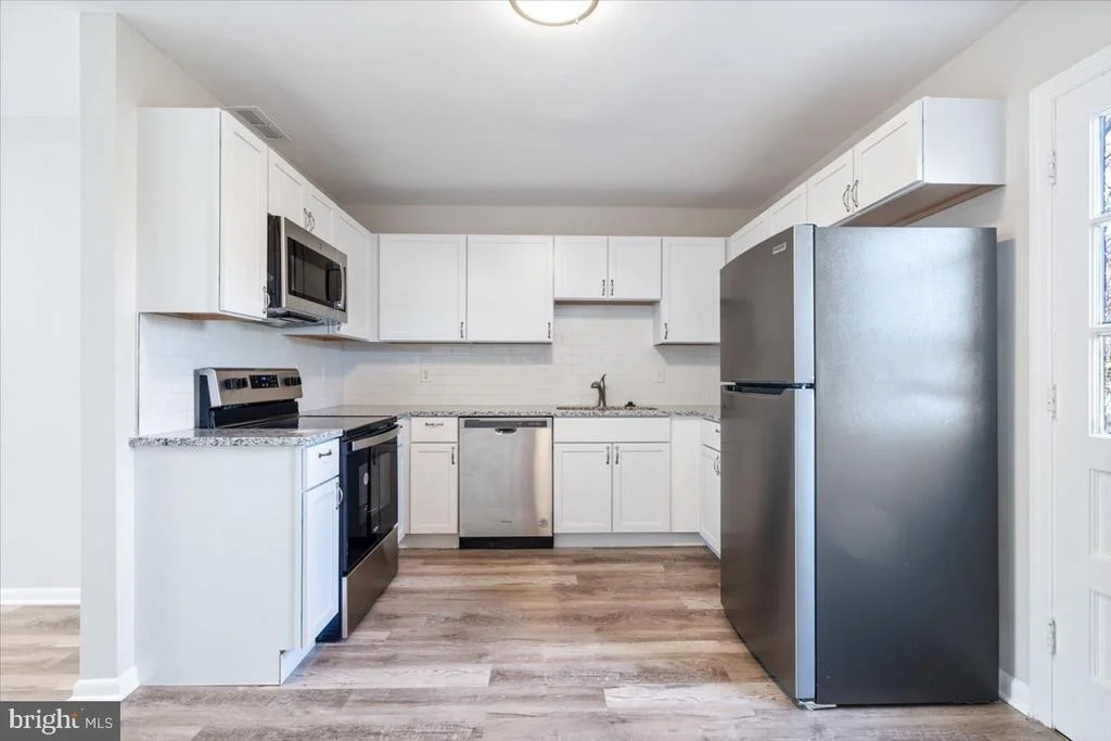 Photo of 704 TRAIL AVE