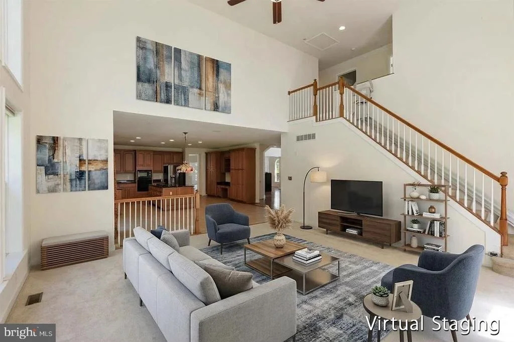 Photo of 915 ZENITH DRIVE