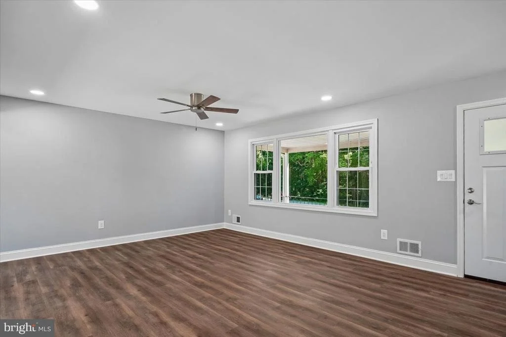Photo of 8814 LAFAYETTE DRIVE