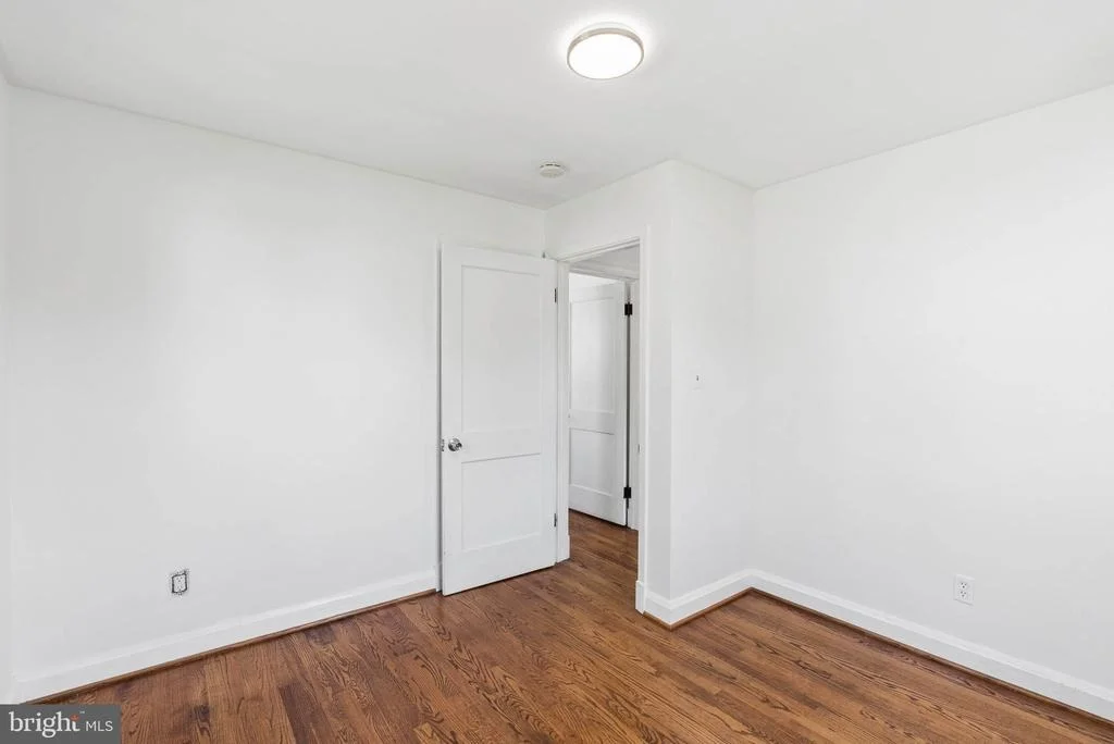 Photo of 5572 OAKLAND ROAD