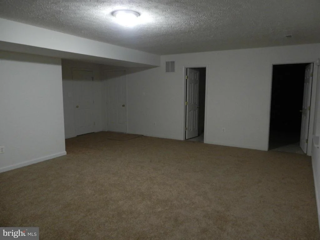 Photo of 7044 HEATHER DRIVE
