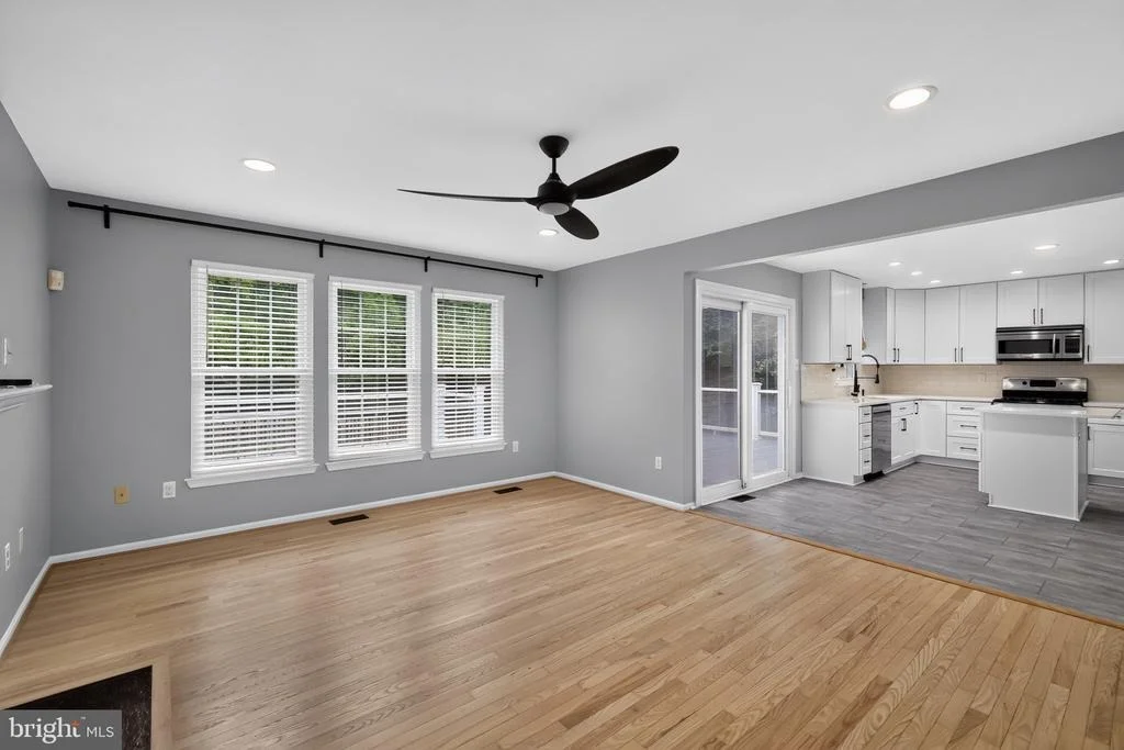 Photo of 5630 ROUNDTREE LANE