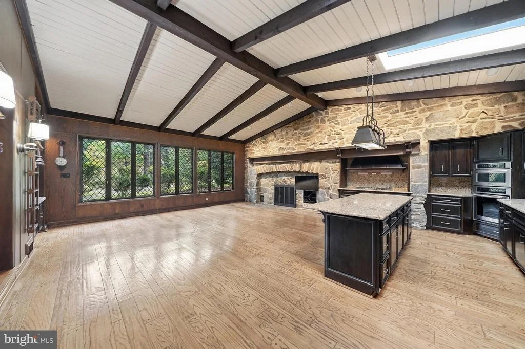 Photo of 10601 SWEETBRIAR PARKWAY