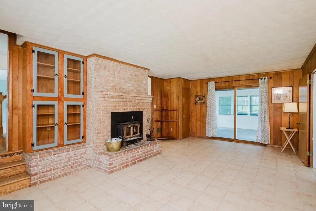 Photo of 625 FOXCROFT DRIVE