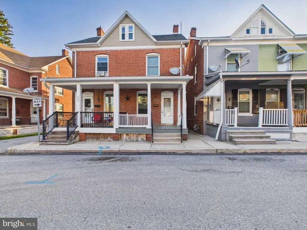 Photo of 202 RUTH AVENUE