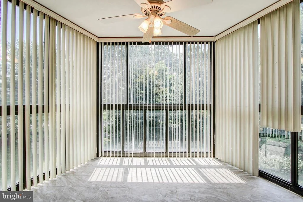 Photo of Unit 3306 at 15115 INTERLACHEN DRIVE