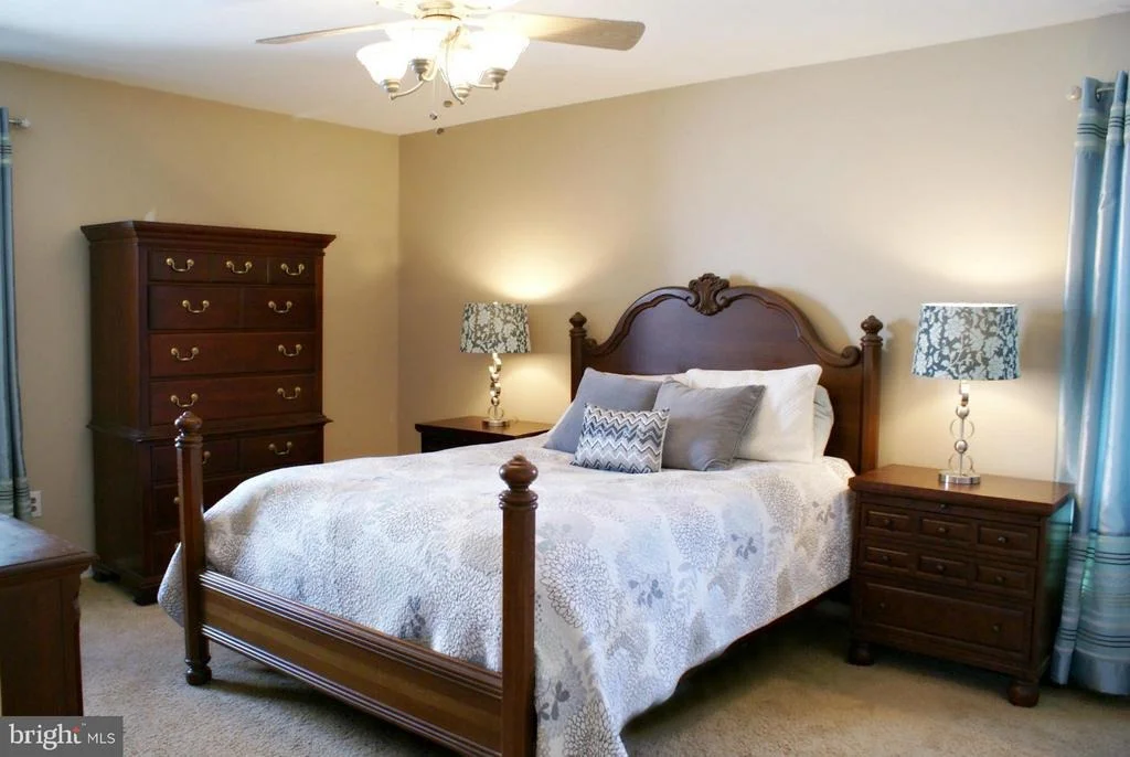 Photo of 180 STONEYBROOK COURT