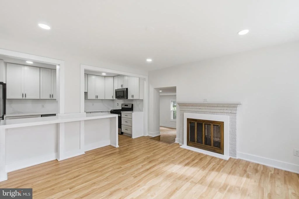 Photo of 6405 INWOOD DRIVE