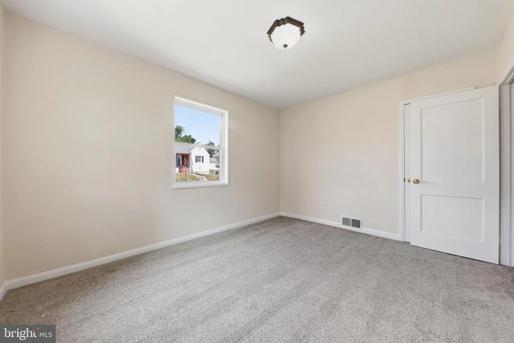 Photo of 417 ELMWOOD ROAD