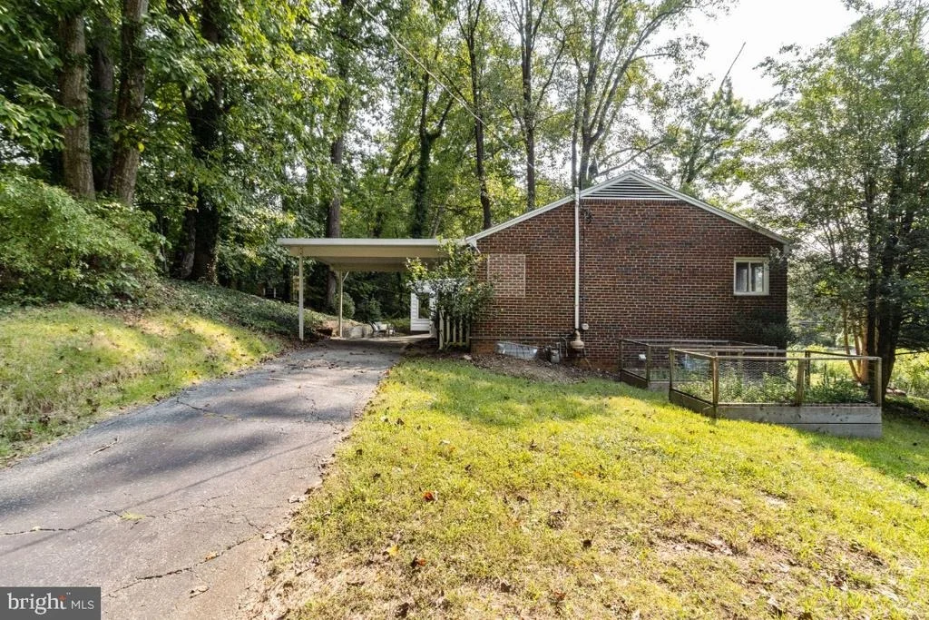 Photo of 1900 KIMBERLY ROAD