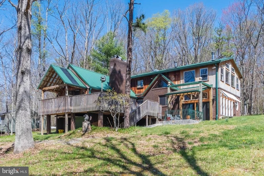 Photo of 827 PENN POINT ROAD